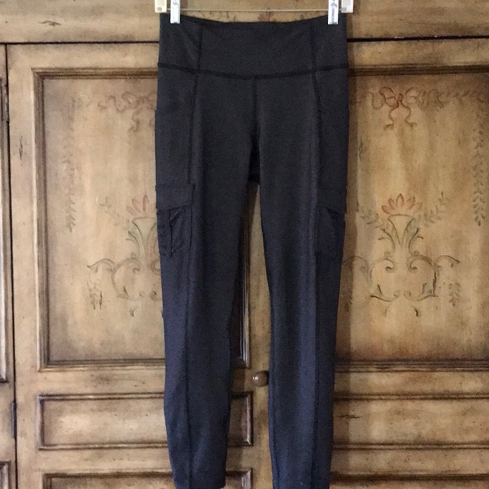 Lululemon black leggings